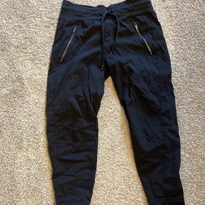 ATHLETA Trekkie North Jogger - super comfy!